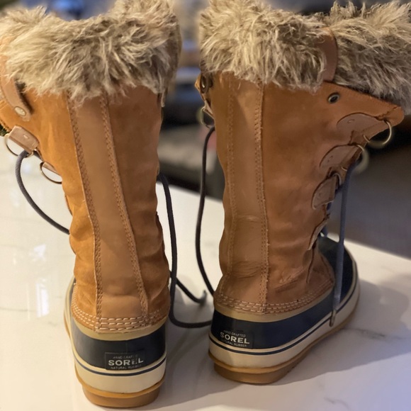 Sorel Joan of Arctic boots suede faux fur - Picture 2 of 6